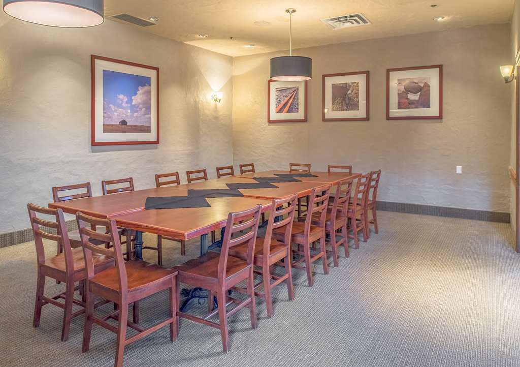 南埃德蒙顿福朋喜来登酒店 餐厅 照片